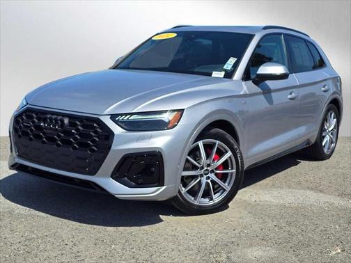 2024 Audi Q5 Prestige 55 TFSI e S line quattro S tronic