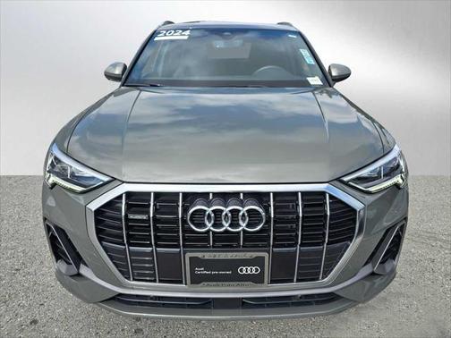 2024 Audi Q3 Premium 45 TFSI S line quattro Tiptronic
