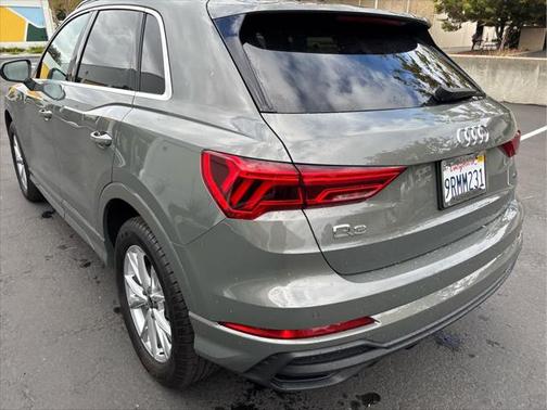2024 Audi Q3 Premium 45 TFSI S line quattro Tiptronic