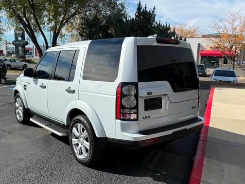 2015 Land Rover LR4 Base