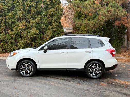 2014 Subaru Forester 2.0XT Touring