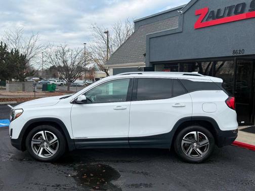 2020 GMC Terrain SLT