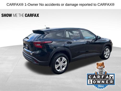 2025 Chevrolet Trax LS