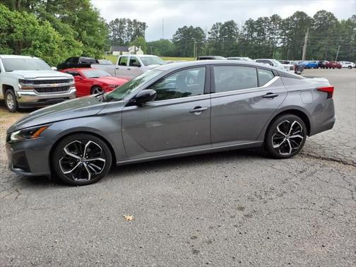 2024 Nissan Altima SR FWD