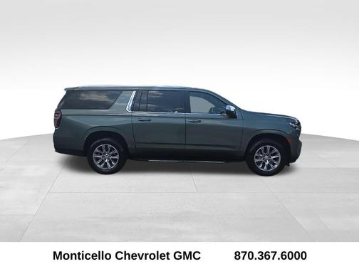 2023 Chevrolet Suburban Premier