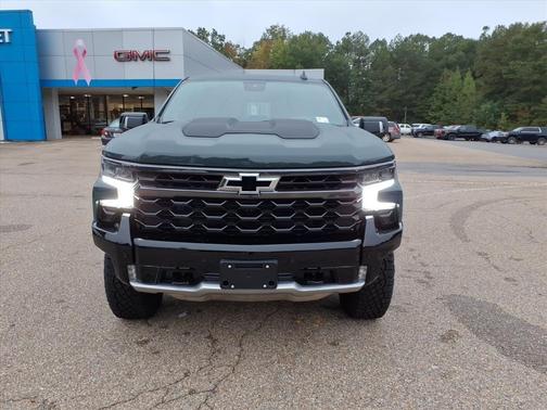 2026 Chevrolet Silverado 1500 ZR2