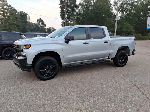 2022 Chevrolet Silverado 1500 Custom Trail Boss