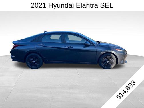 2021 Hyundai ELANTRA SEL