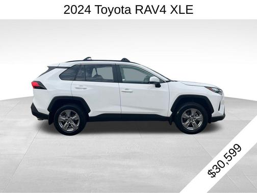 2024 Toyota RAV4 XLE
