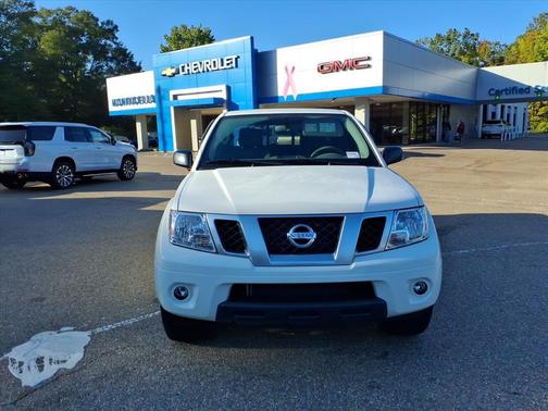 2020 Nissan Frontier SV
