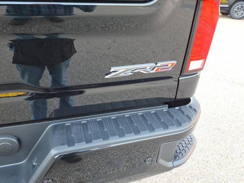 2026 Chevrolet Silverado 2500 Crew Cab, Standard Bed, XR2, 4WD