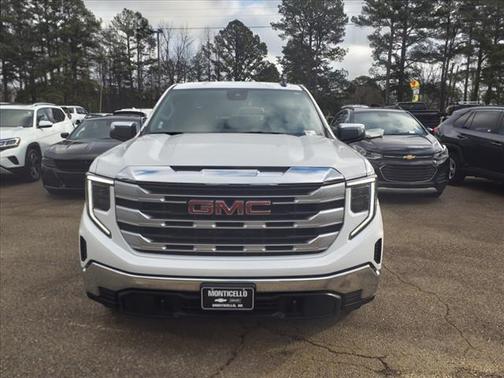 2024 GMC Sierra 1500 SLE