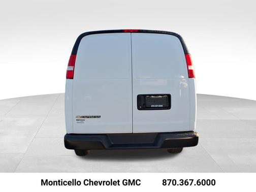2025 Chevrolet Express 2500 RWD 2500 Regular Wheelbase WT