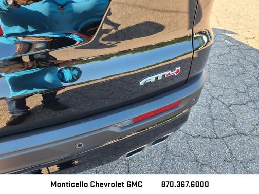 2026 GMC Acadia AWD AT4