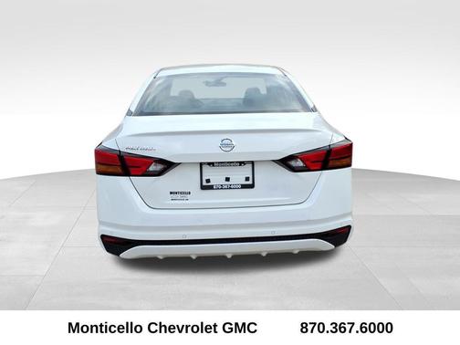 2022 Nissan Altima S FWD