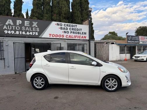 2015 Toyota Prius c Three