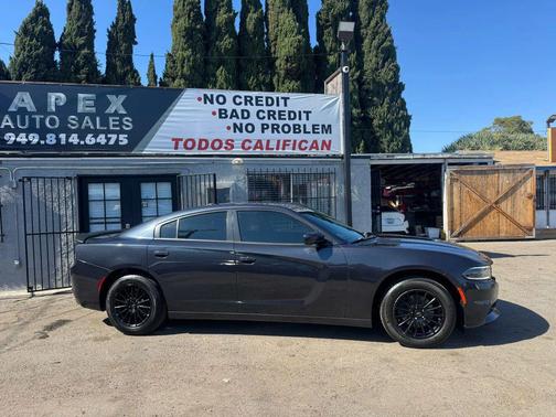 2019 Dodge Charger SXT