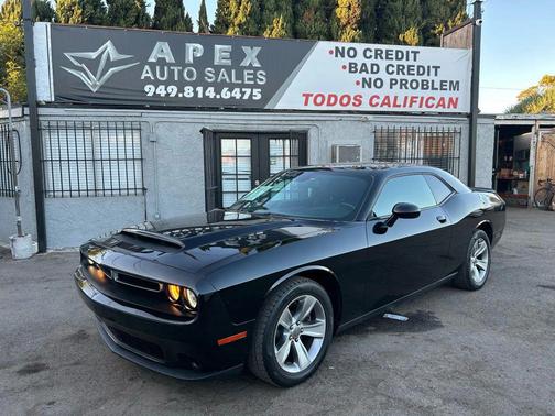 2018 Dodge Challenger SXT