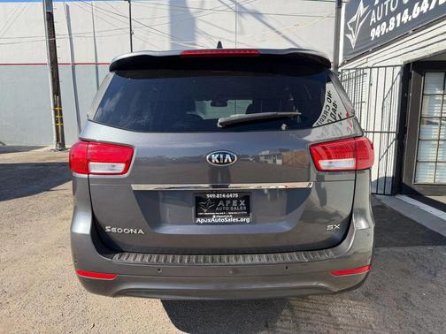 2018 Kia Sedona SX