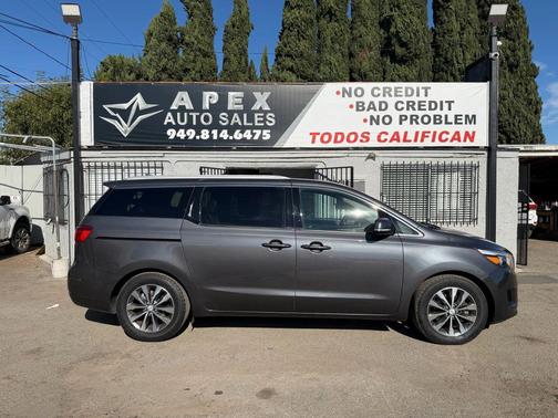 2018 Kia Sedona SX
