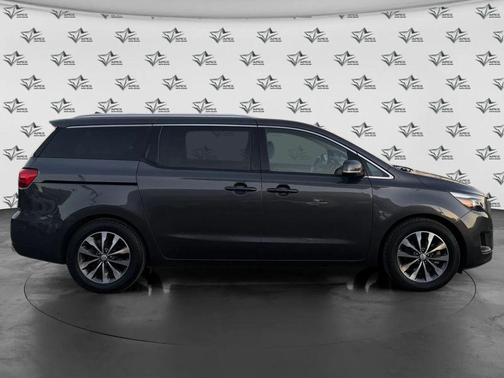 2018 Kia Sedona SX