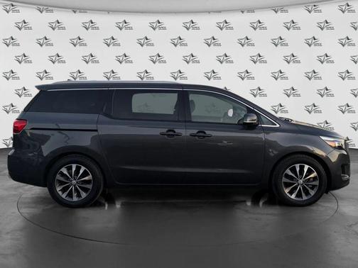 2018 Kia Sedona SX