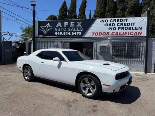 2016 Dodge Challenger SXT