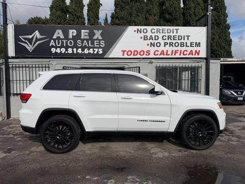 2018 Jeep Grand Cherokee Laredo