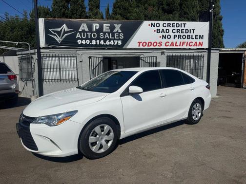 2015 Toyota Camry LE