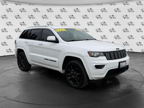 White 2018 Jeep Grand Cherokee Altitude