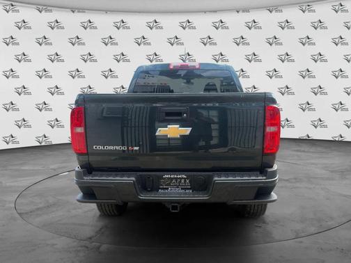 Gray 2018 Chevrolet Colorado WT