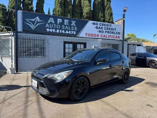 2017 Toyota Yaris iA Base