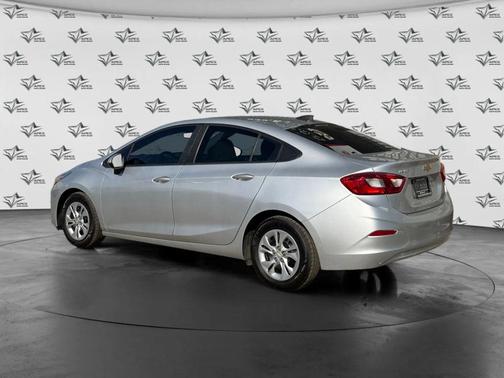 2019 Chevrolet Cruze LS