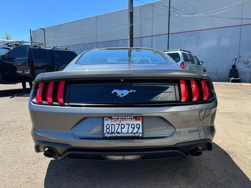 2018 Ford Mustang EcoBoost