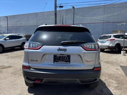 2019 Jeep Cherokee Trailhawk