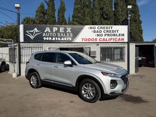2019 Hyundai SANTA FE SE 2.4