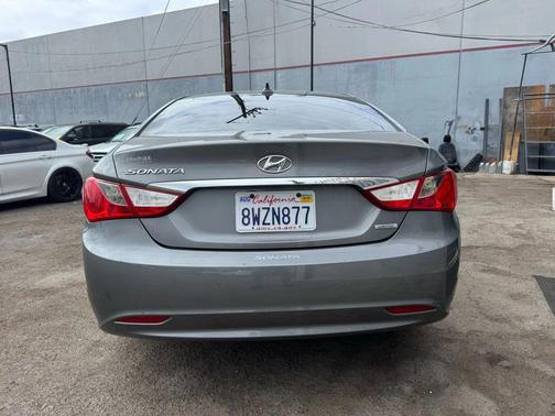 2013 Hyundai SONATA Limited
