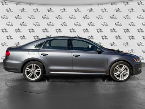 2012 Volkswagen Passat 3.6 SEL Premium