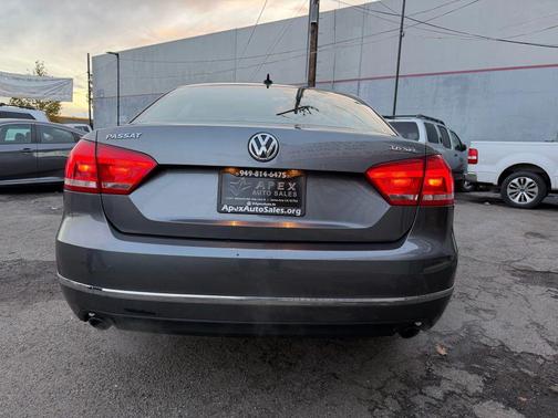 2012 Volkswagen Passat 3.6 SEL Premium