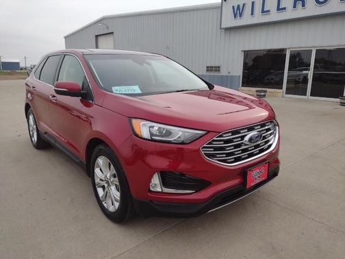 2020 Ford Edge Titanium