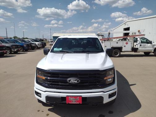 Oxford White 2026 Ford F-150 XLT