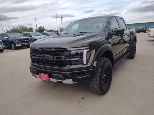 Shelter Green 2026 Ford F-150 Raptor