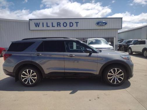 2022 Ford Explorer ST-Line