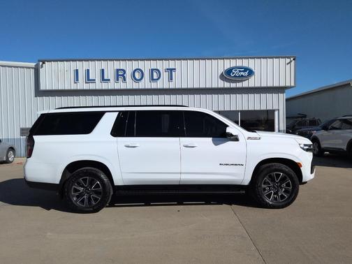 2024 Chevrolet Suburban 4WD Z71