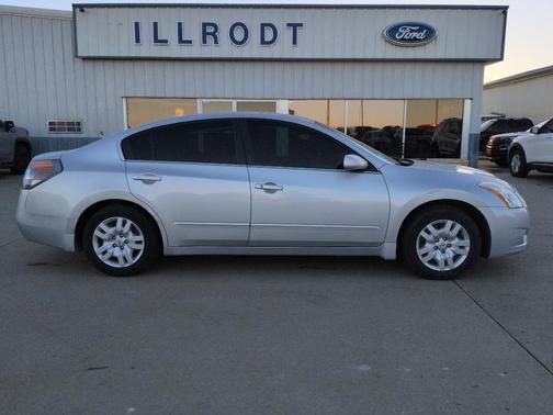 2010 Nissan Altima 2.5 S
