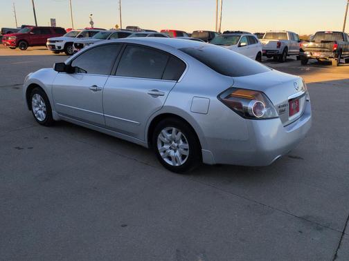 2010 Nissan Altima 2.5 S