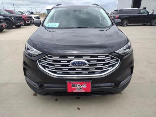2020 Ford Edge SE