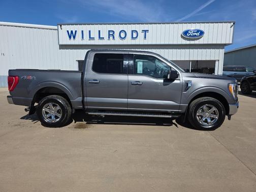 Carbonized Gray Metallic 2021 Ford F-150 XLT
