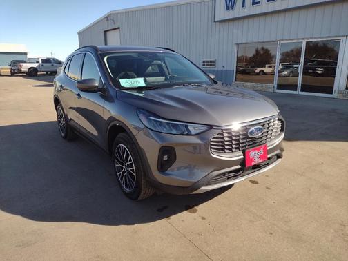 2026 Ford Escape PHEV Base