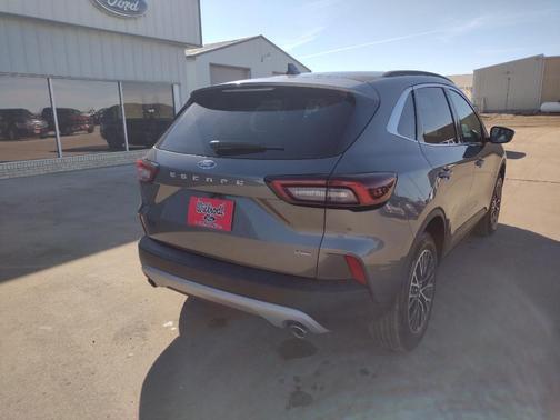 2026 Ford Escape PHEV Base